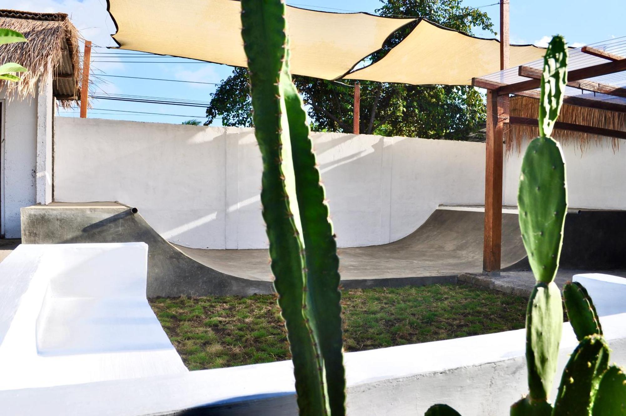 Ripbowl Guest House Selong Belanak Exteriör bild