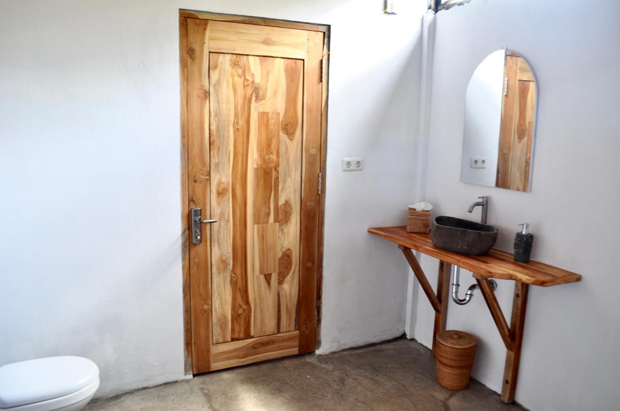 Ripbowl Guest House Selong Belanak Exteriör bild
